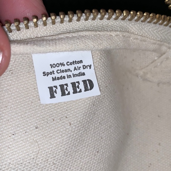 NWOT FEED 10 for Clarins Cosmetic Pouch - Picture 12 of 12